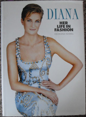 Image for Diana: Her Life in Fashion